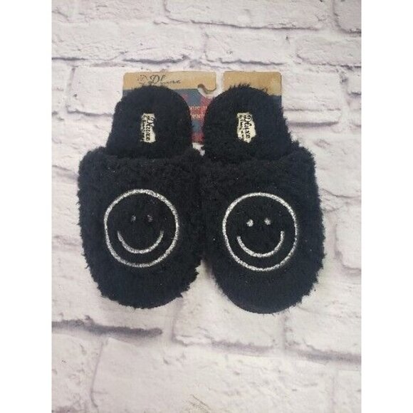 Dluxe By Dearfoams Youth Kids Slip On Slippers Smile Face Black Size 13-1 - Picture 1 of 2